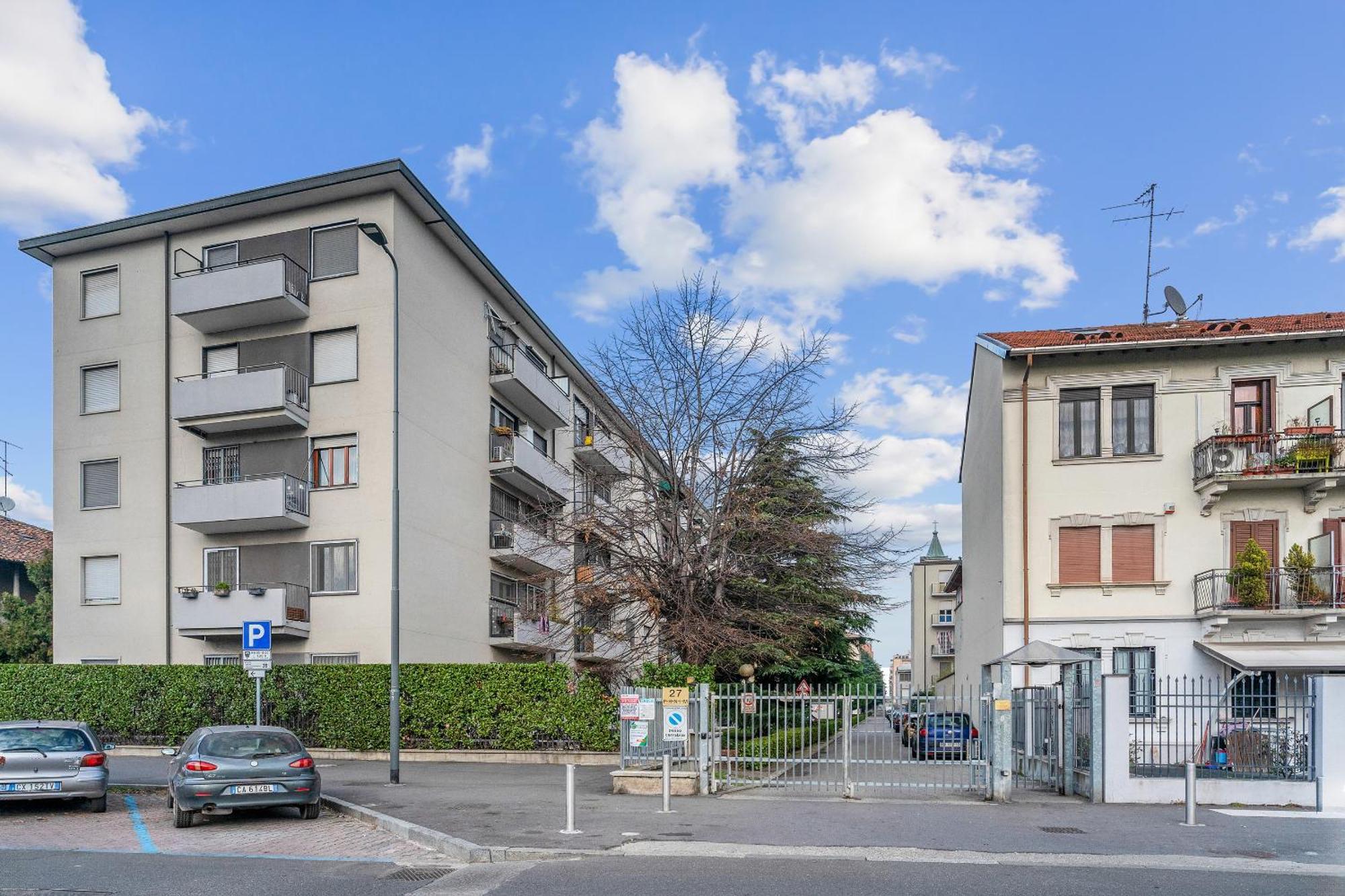 Rog27-Large Apartment With Transport Close To Home- Milano Eksteriør bilde